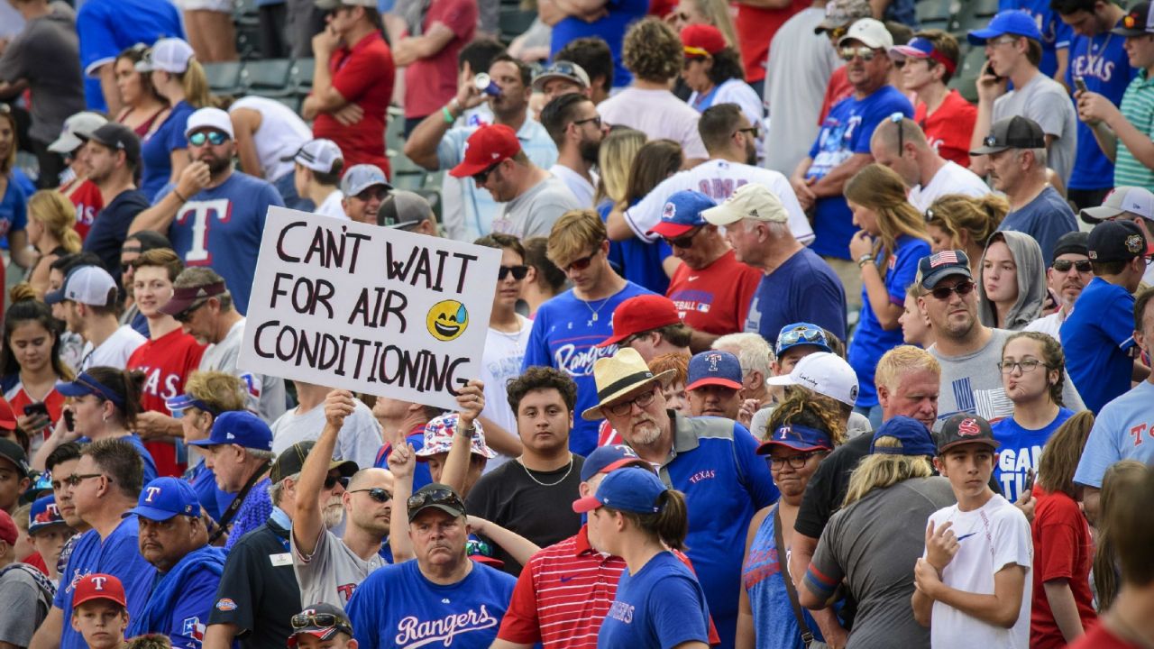 Grandes Ligas dejará al gobierno decidir si habrá fanáticos en los estadios