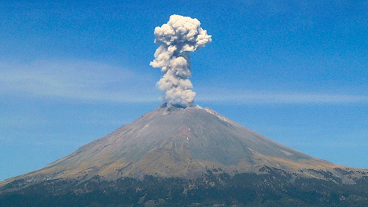 Popocatépetl: Cenapred registra 350 exhalaciones con vapor de agua y cenizas