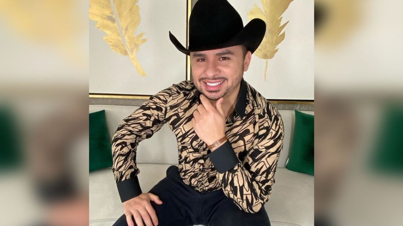 ¡Ah caray! Larry Hernández conquista a sus seguidoras con canción de Joan Sebastian