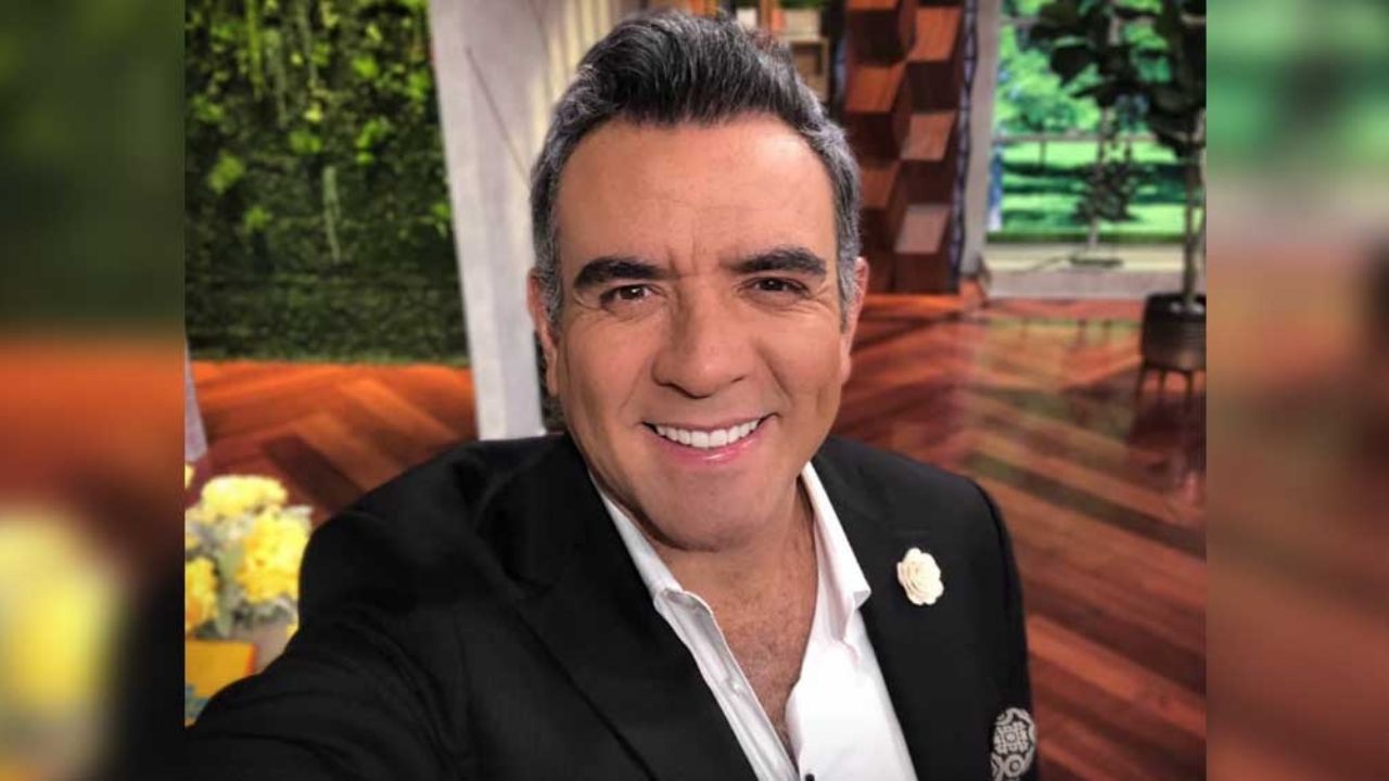 Héctor Sandarti habla de supuesto regreso a Televisa: “Yo feliz de trabajar otra vez con Galilea”