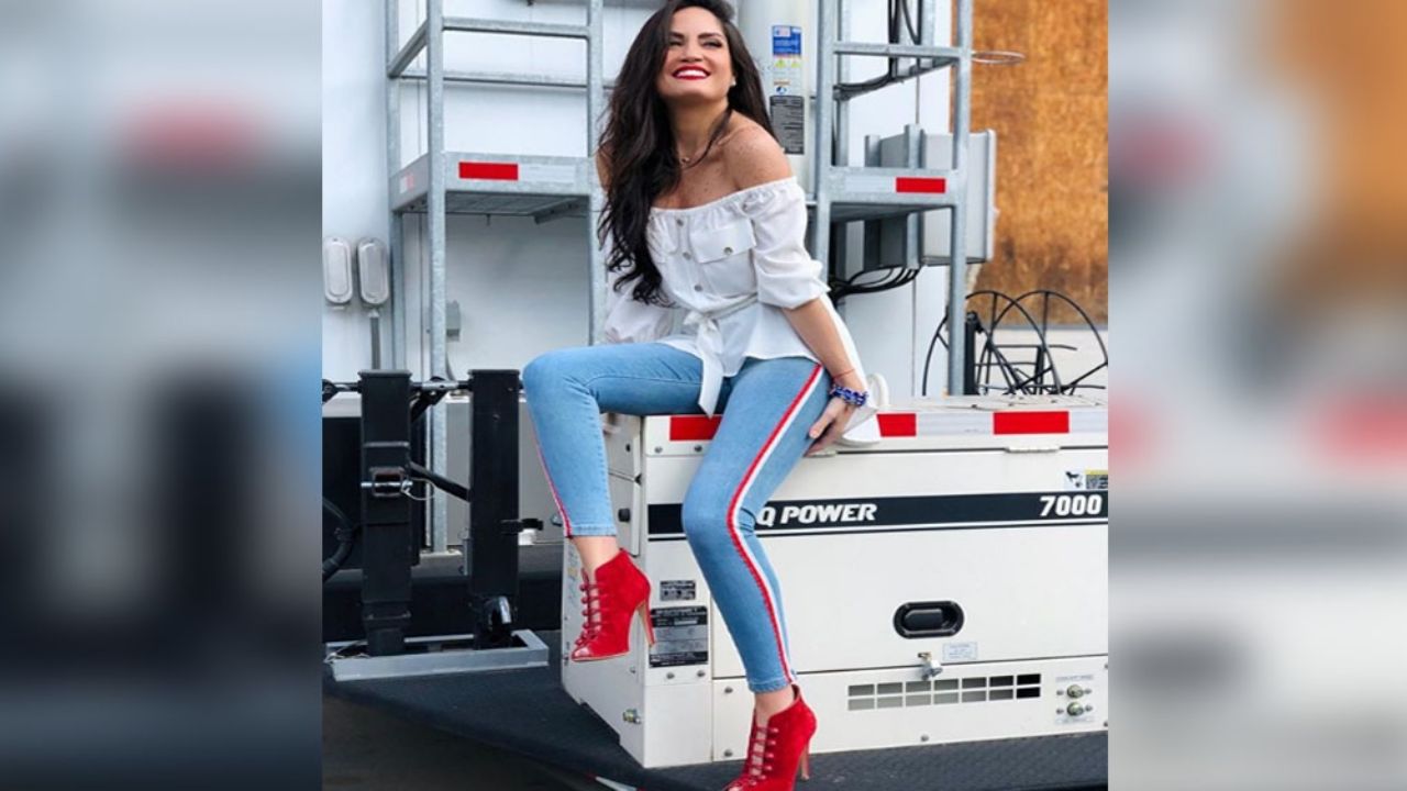 Joanna Vega-Biestro hace suspirar a todo ‘Sale el Sol’ con descarado ‘outfit’