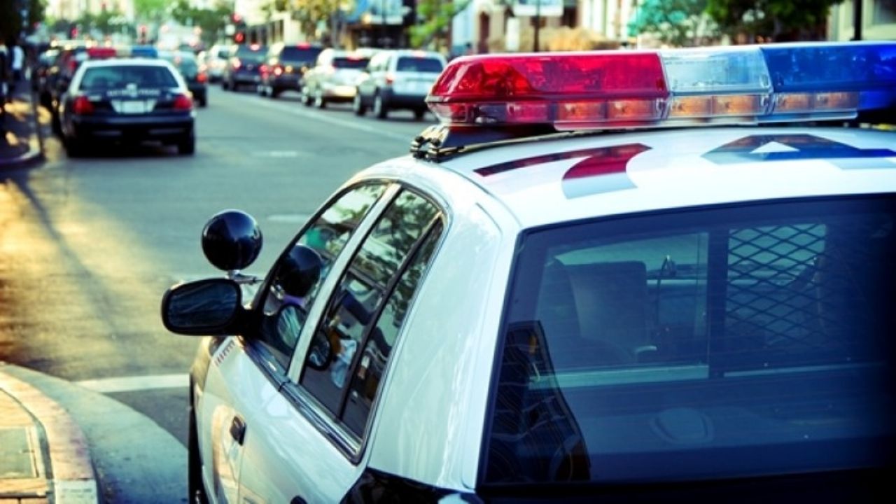 VIDEO: Policías de EU asesinan tras varios disparos a presunto delincuente