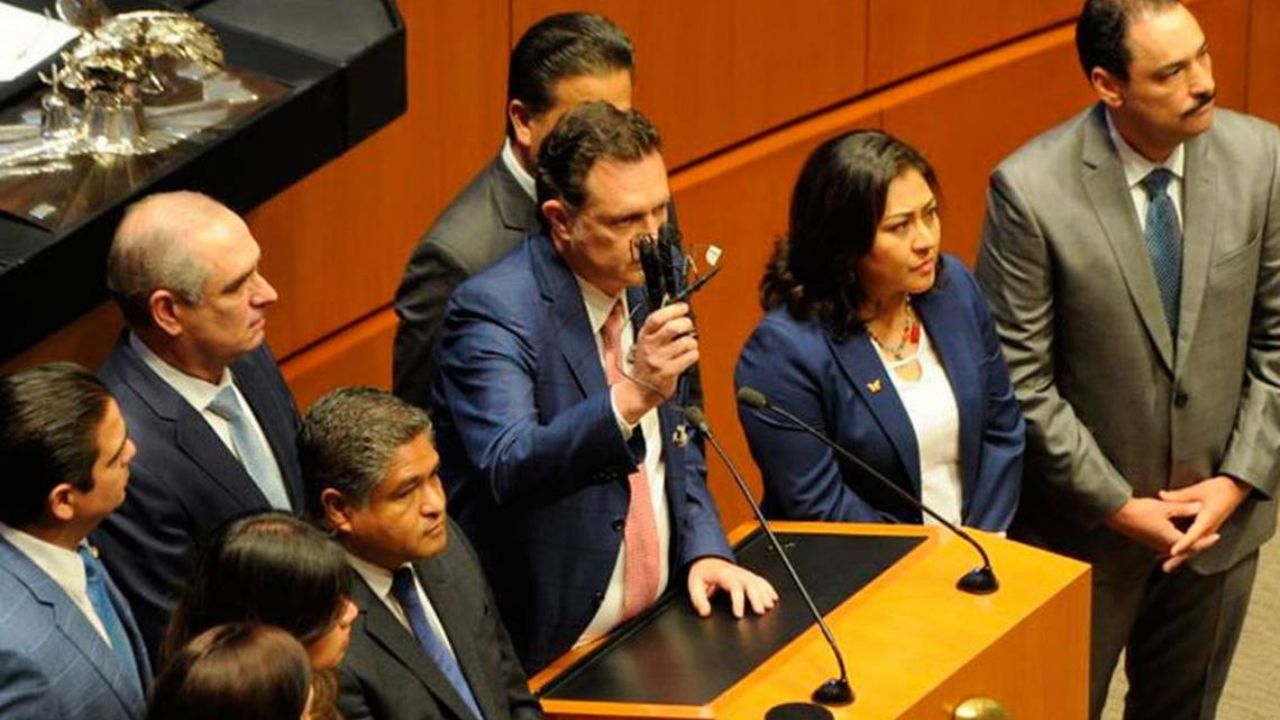 FGR revela que el supuesto espionaje expuesto por el PAN en el Senado fue “un montaje”