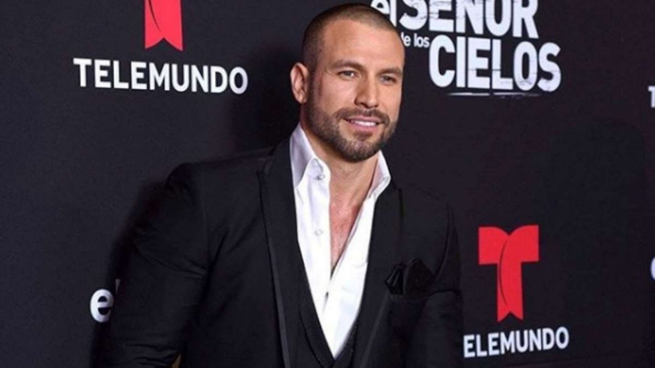 Rafael Amaya: Tras “hundirse en drogas” y ser dado por muerto, reaparece y ¡luce irreconocible!