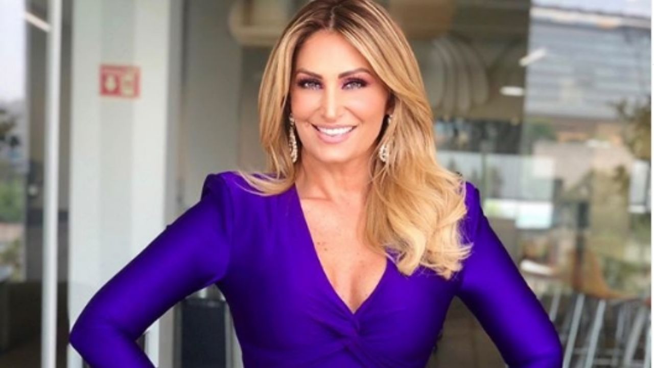 Anette Cuburu acalora todo ‘Venga la Alegría’ al presumir sus curvas en apretado ‘outfit’