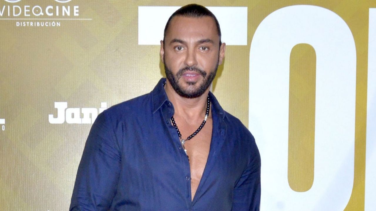Latin Lover conmueve Instagram con foto familiar junto a su padre, hijo y nieto