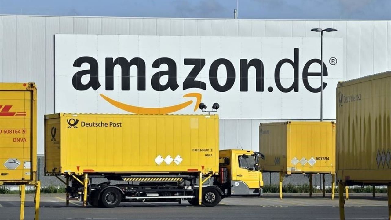Alemania: 17 trabajadores de un centro logístico de Amazon dan positivo a Covid-19