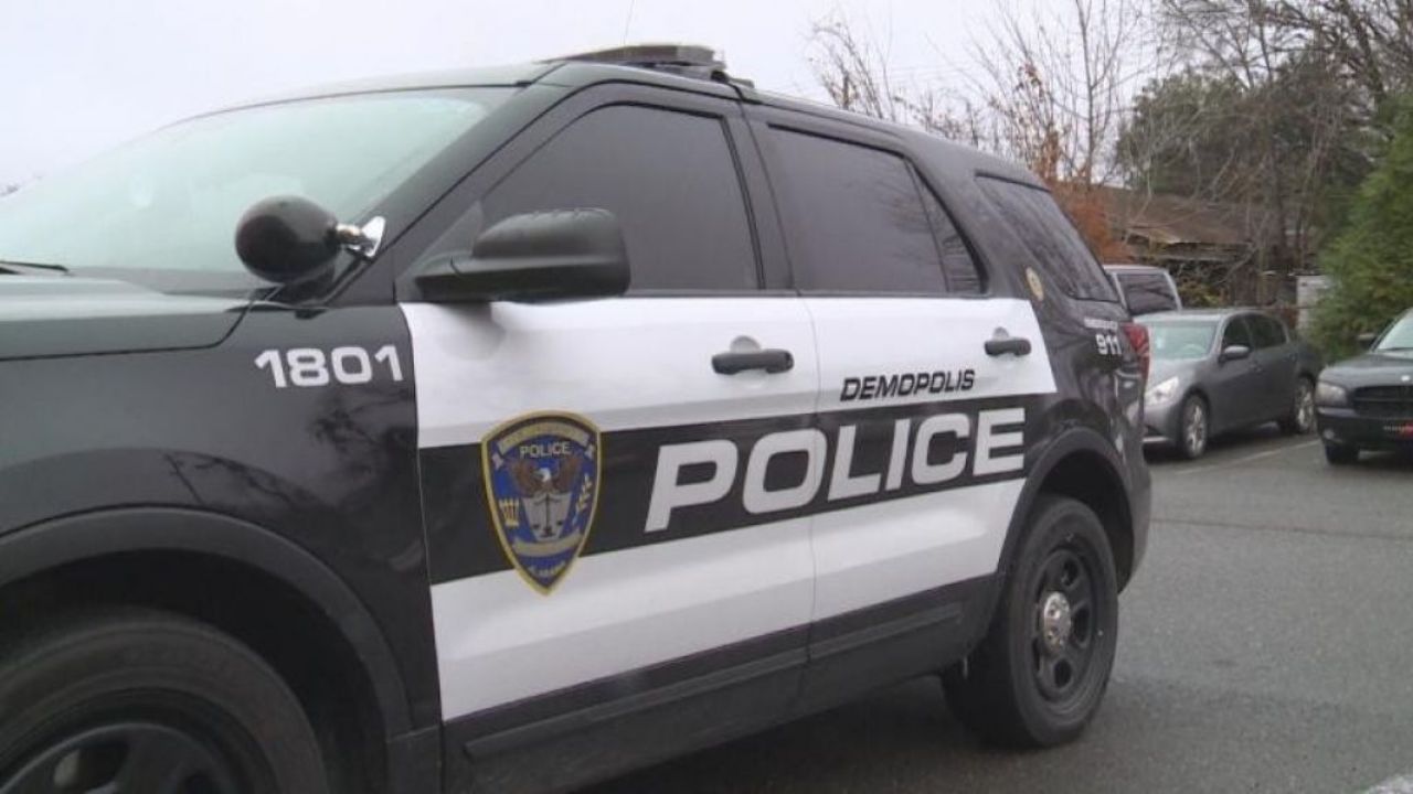 VIDEO: Policía golpea a dueño de licorería; lo habrían confundido con un delincuente