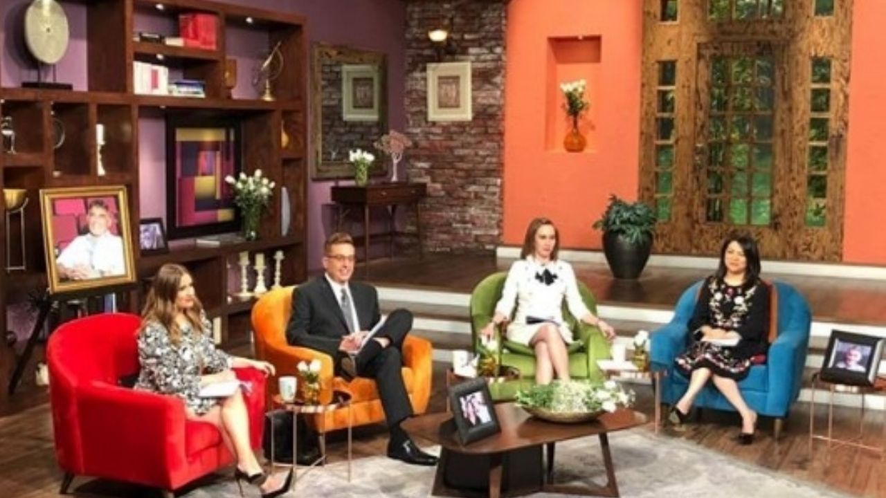 ¡Atacan a Televisa! Piden a TV Azteca y a Chapoy defender a Karla Luna de Panini