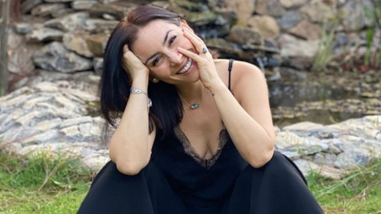 “Nos está debiendo”: Claudia Lizaldi muestra decepción por AMLO y la ‘linchan’ en Twitter