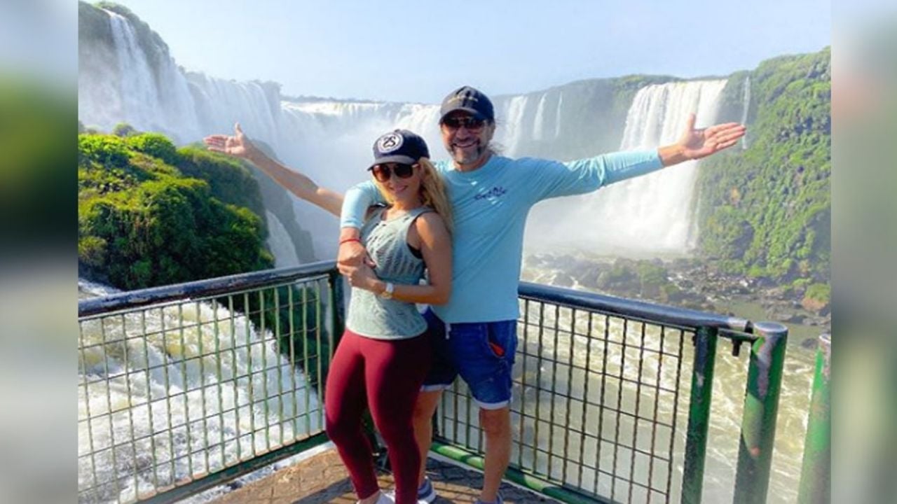 ‘El Buki’ utiliza los enormes encantos de su esposa Cristy Solís para relajarse