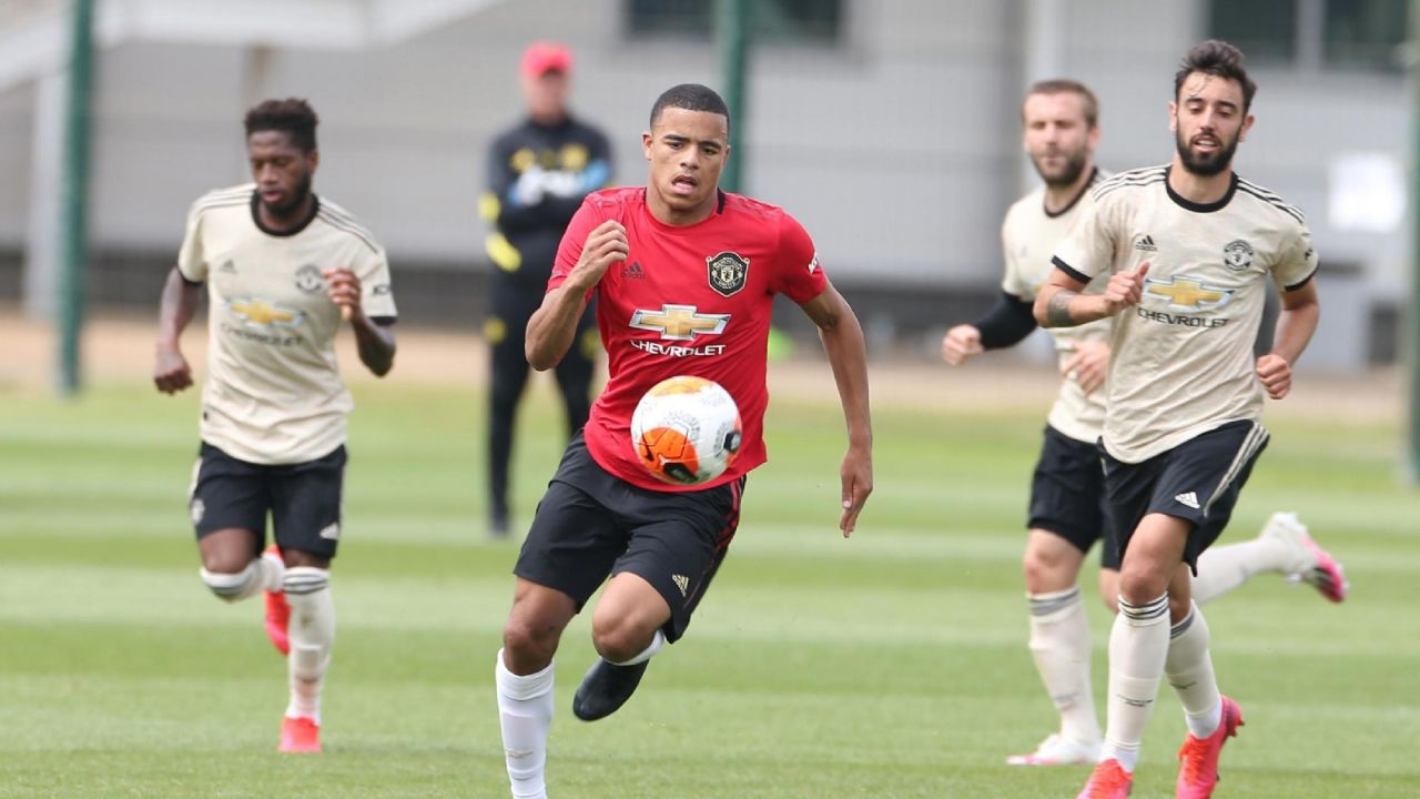 Manchester United cancela partido por caso positivo del Stoke City