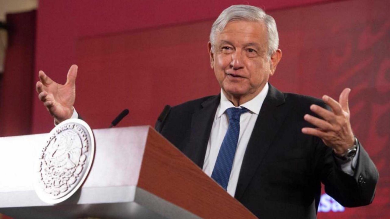 AMLO invita al ‘pueblo’ a salir en el momento más complicado del Covid-19