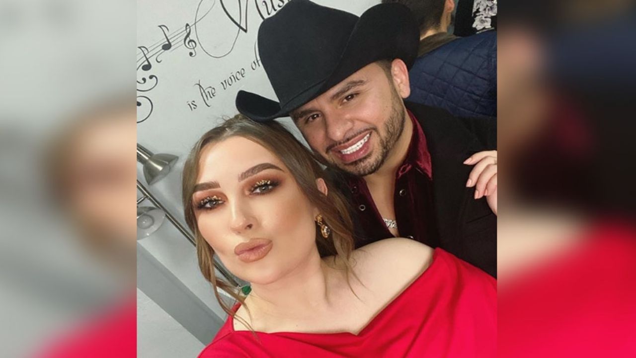 “Por curioso”: Larry Hernández prueba la leche materna y ¿casi se vomita?