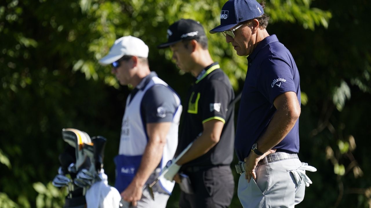 PGA reconoce injusticias raciales con momento de silencio