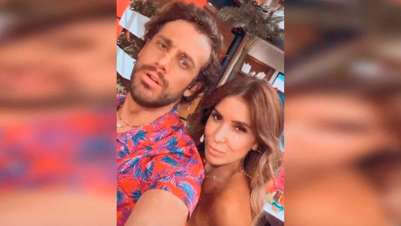 VIDEO: Lambda García y Andrea Escalona se ‘broncean’ ¿e imitan a Luis Miguel?