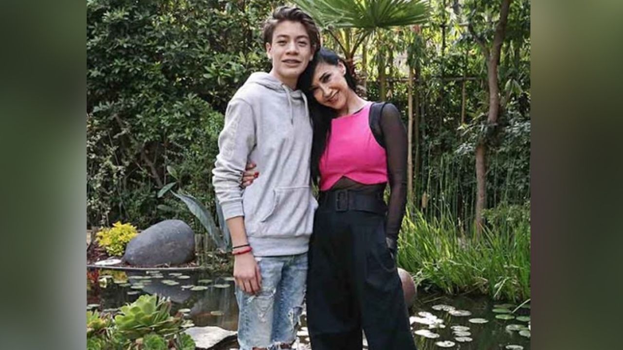 Matías Gruener, el guapo hijo de Susana Zabaleta que enloquece a TikTok sin camisa