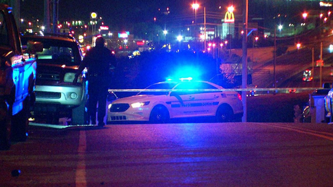 Policías de Tennessee dejan que un joven que se fugó se ahogara en un lago