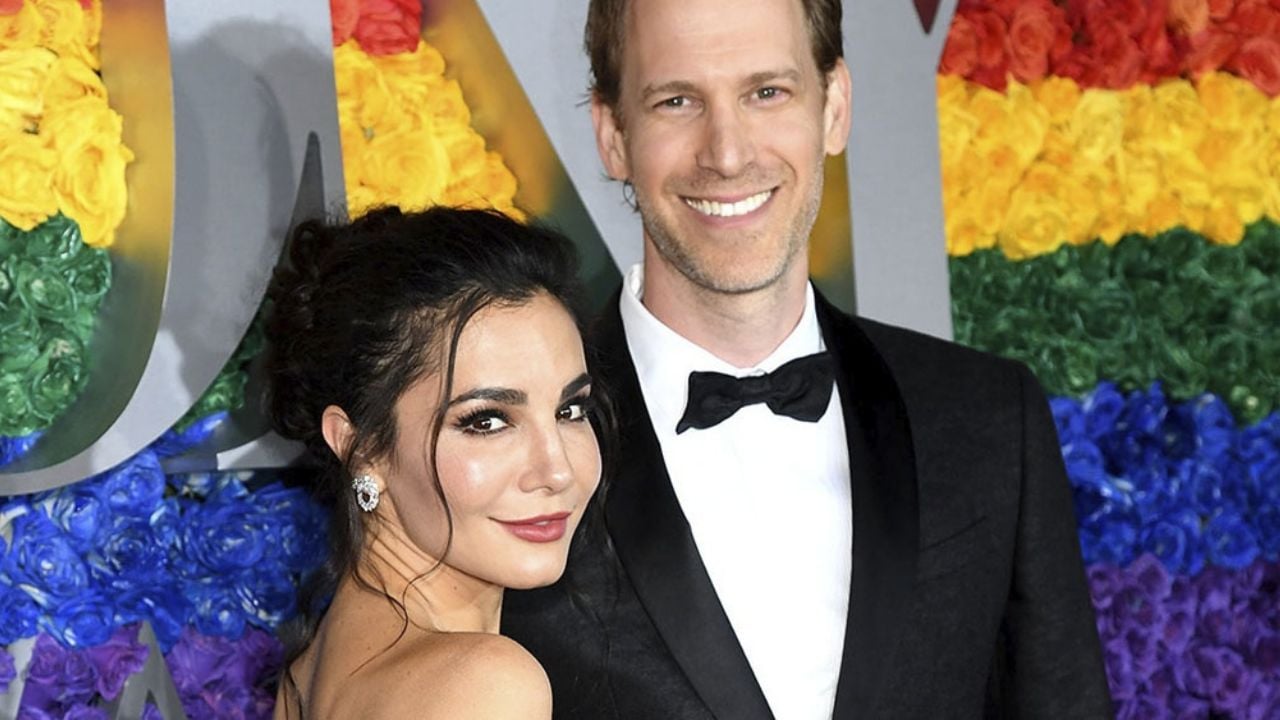 Martha Higareda revela cómo su pareja la consintió durante el encierro