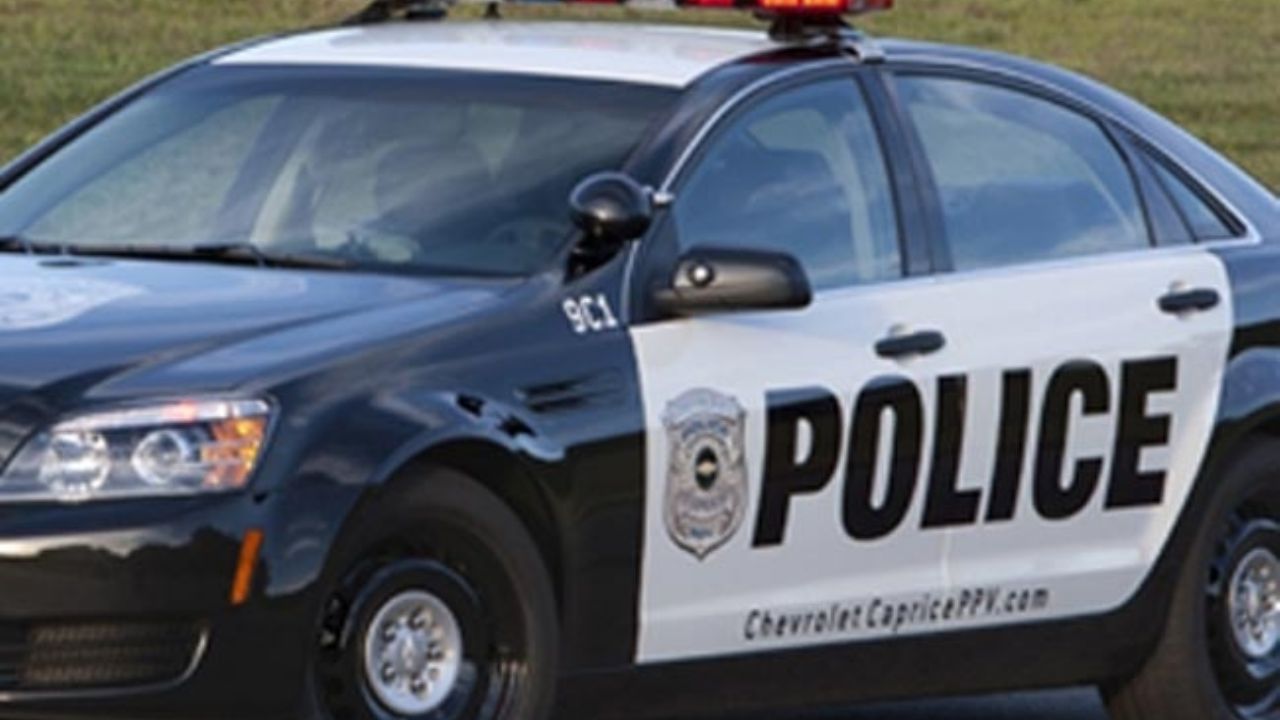 Hombre termina gravemente herido tras caerle encima un monumento en protestas de EU