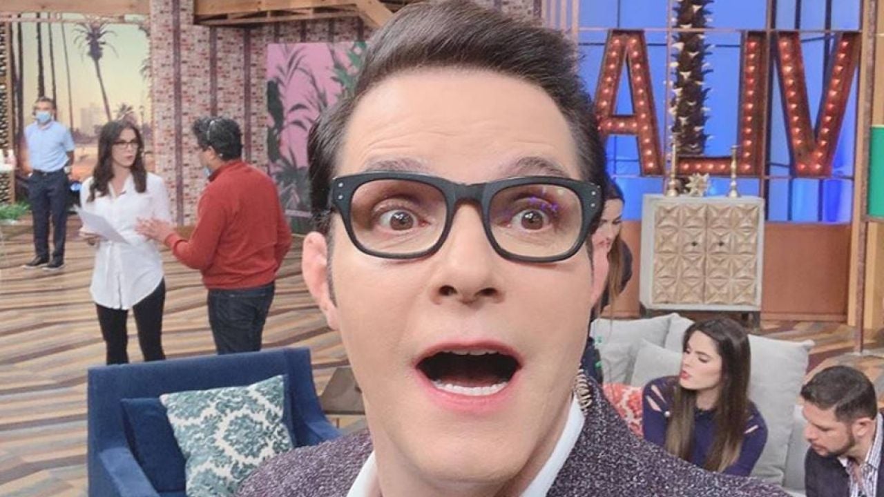 “El hambre es canija”: Conductor de ‘Hoy’ destroza a Horacio Villalobos por irse a ‘VLA’