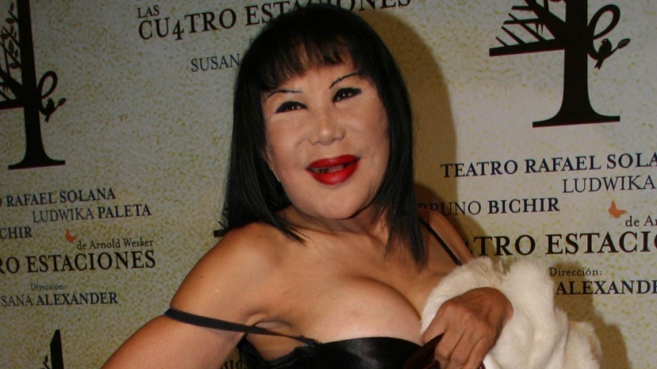 VIDEO: Lyn May se pone su vestido más atrevido y mueve las caderas en Instagram