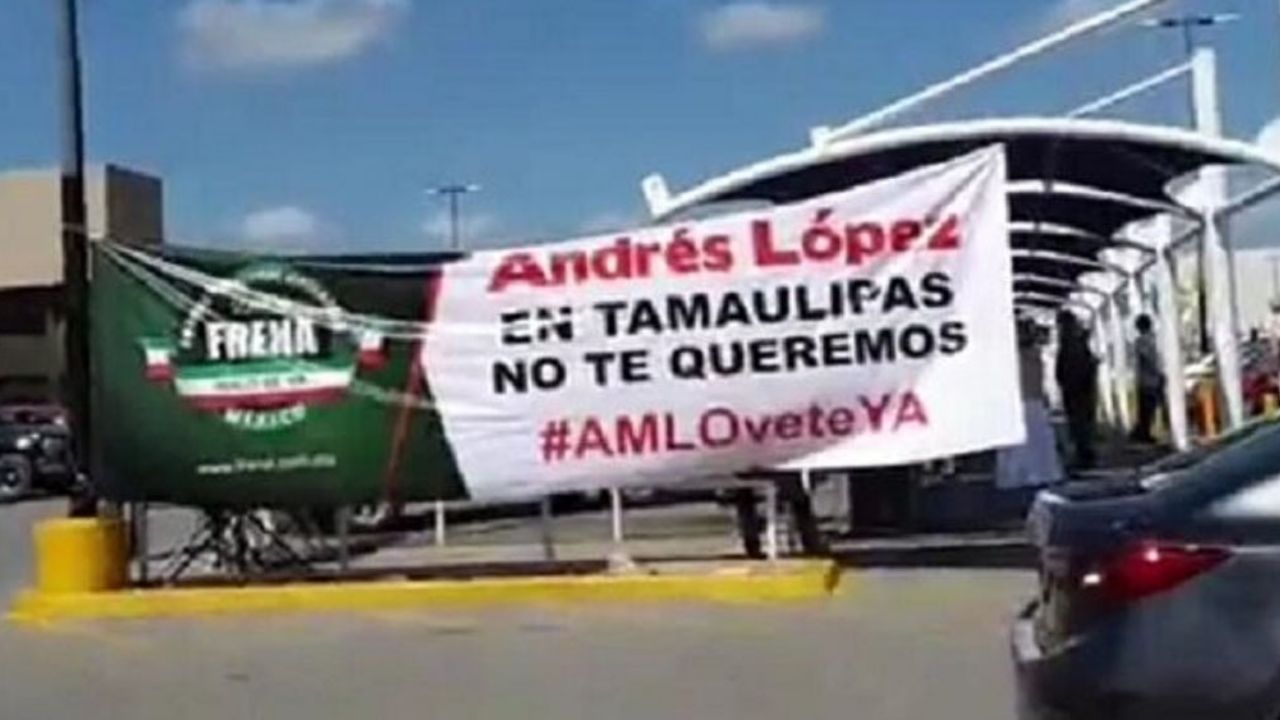 VIDEO: Manifestantes anti-AMLO cantan Himno Nacional durante protesta