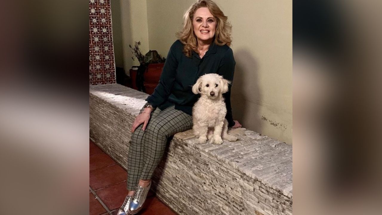 Érika Buenfil alegra el lunes con sensual baile al ritmo de la salsa: “Así se mueve”
