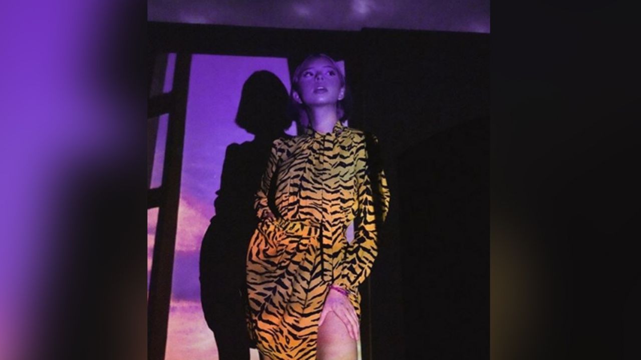 Ángela Aguilar estremece a todo Instagram al lucirse en un entallado ‘outfit’