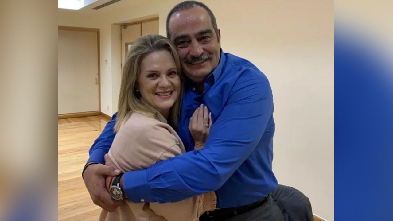 ¿Actor de Televisa confiesa amorío de Érika Buenfil?: “Cuando la besé me excité”