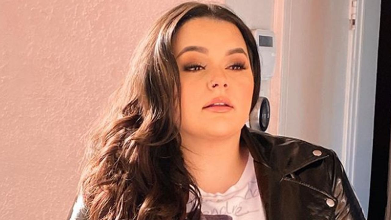 Adiós al cabello negro: Jenicka, hija de Jenni Rivera, impacta con cambio de ‘look’