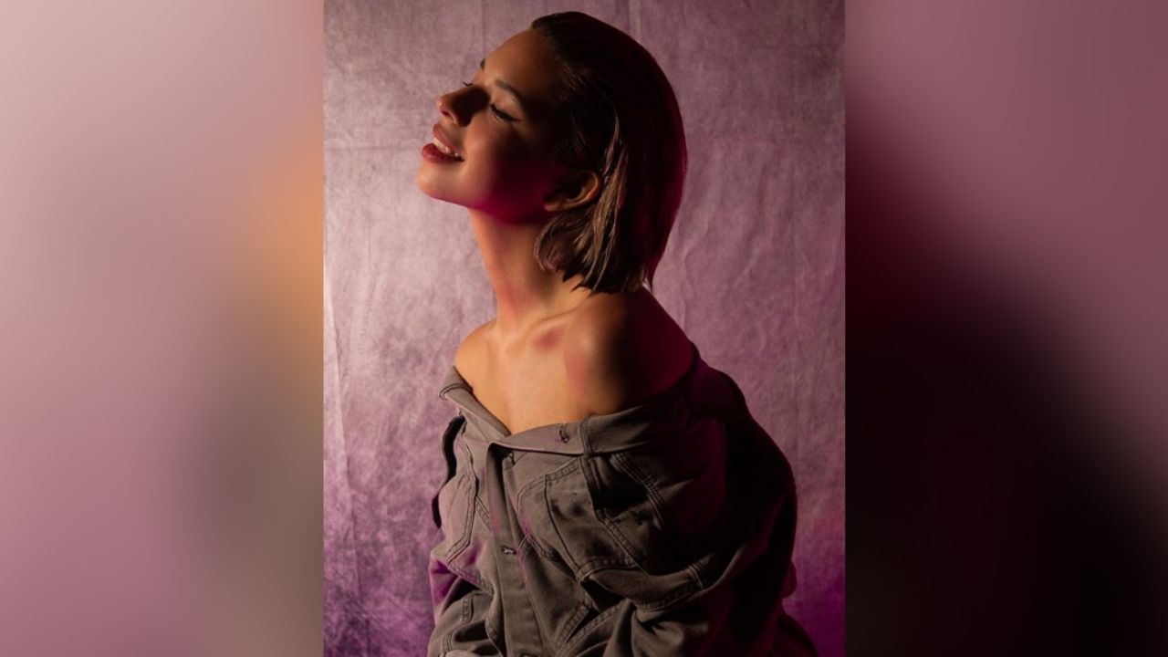 Ángela Aguilar lo hace de nuevo, sorprende con radical cambio de ‘look’: “Divina”