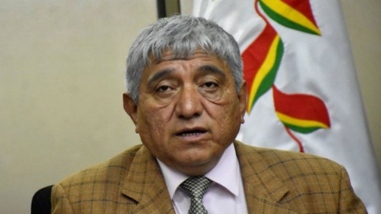 “Por favor vayan al médico”: Ministro de Bolivia sobre víctimas fallecidas en la calle
