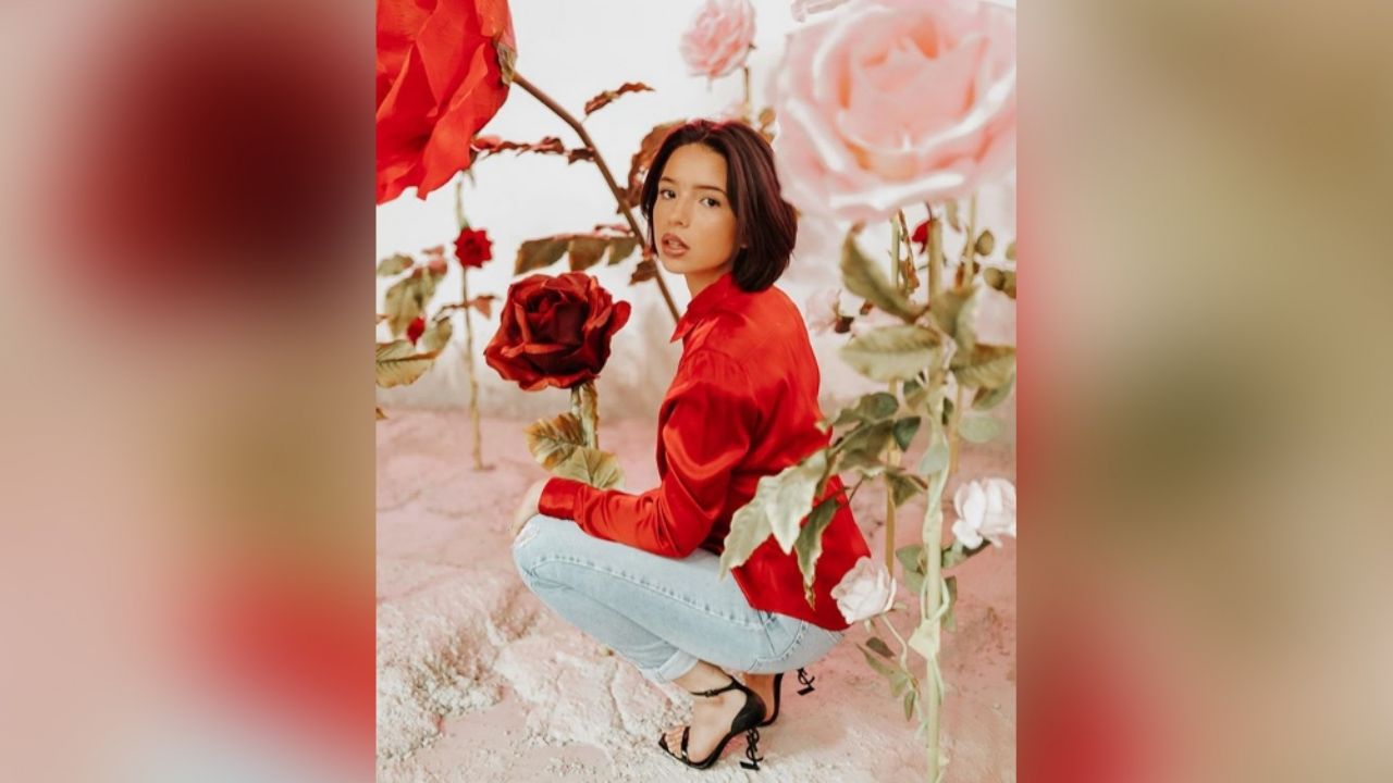 Ángela Aguilar enamora como toda una Diosa griega rodeada de flores: “La gloria”