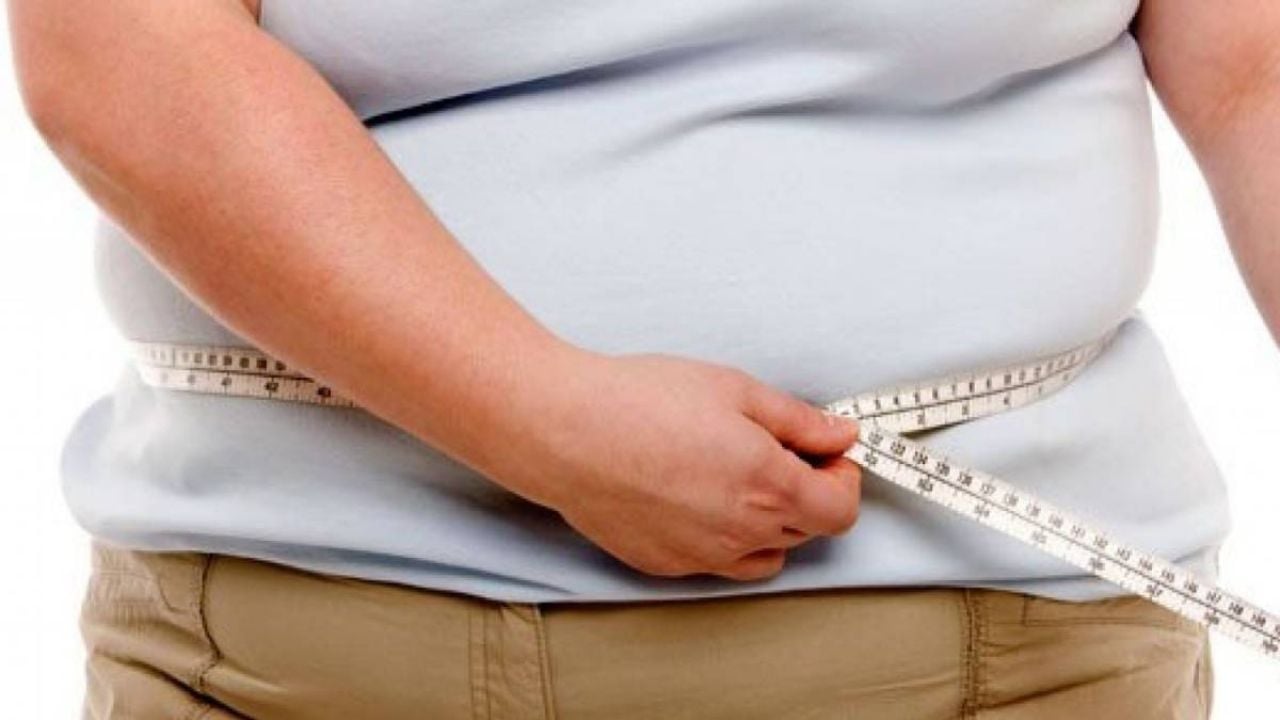 ¡Humillante! Le niegan acceso a empleado al no reconocerlo porque engordó