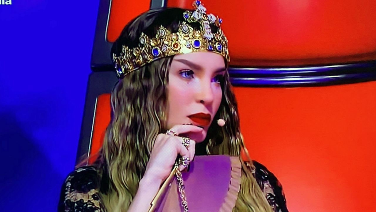 Belinda enamora a todo Instagram al presumir su ‘look’ para ‘La Voz Azteca’
