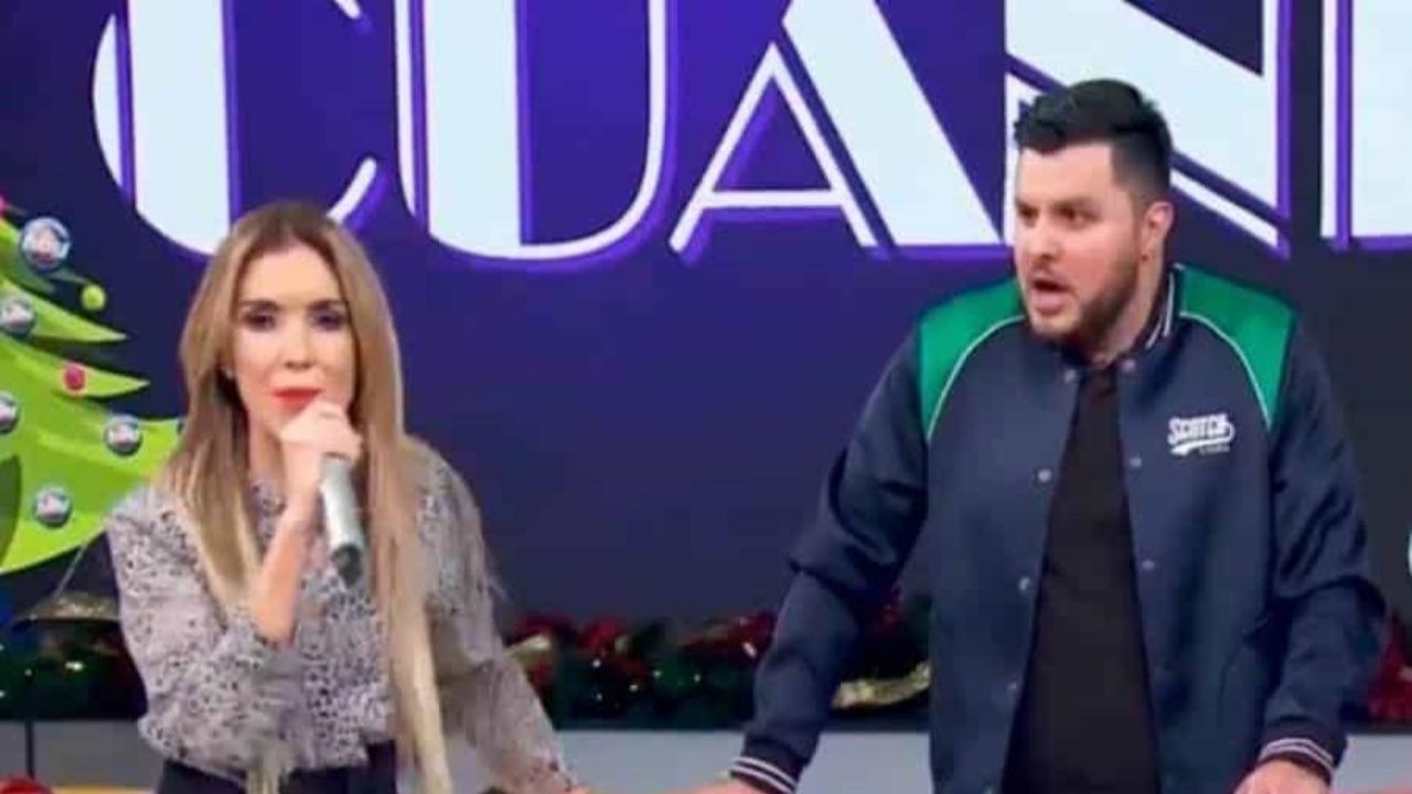 “Que mañosa”: Tunden a Andrea Escalona por tocar las partes íntimas de Paul Stanley en ‘Hoy’