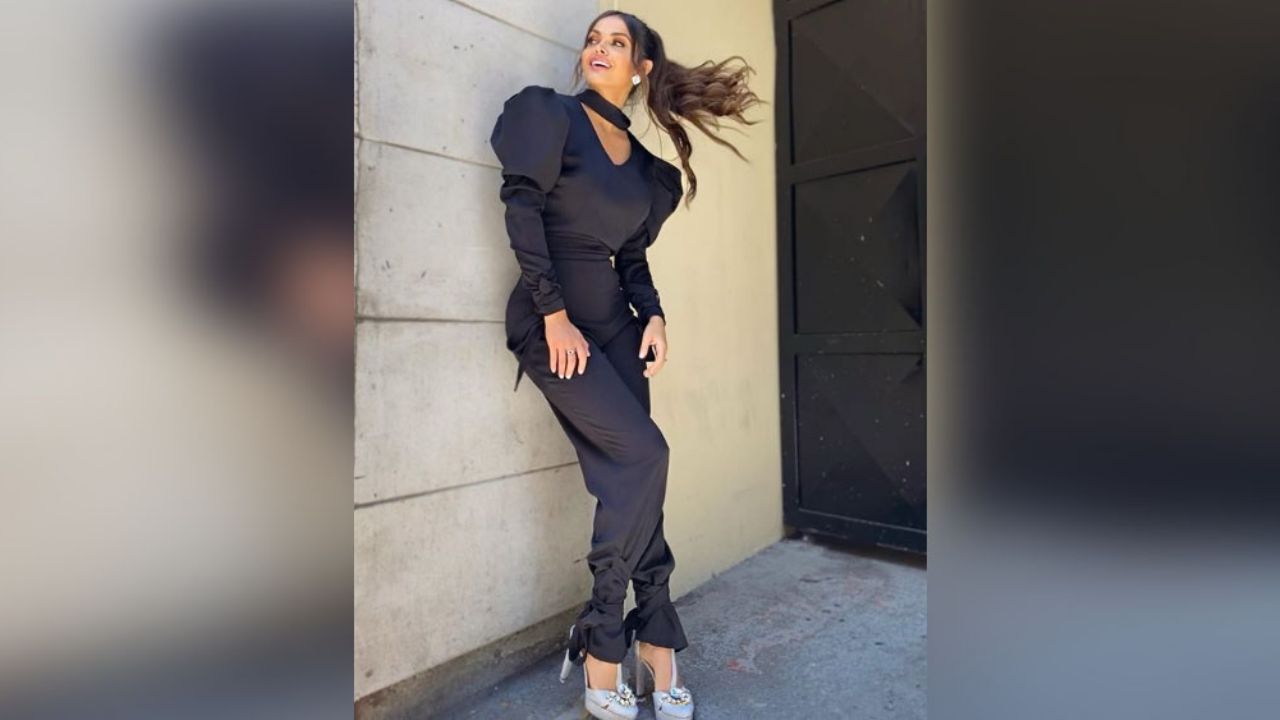 “Te ves ridícula doña fajas”: Marisol González es criticada por largo vestido