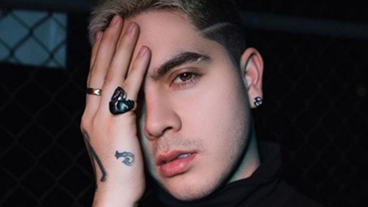 Juan de Dios Pantoja suplicaría el perdón de Kimberly Loaiza al estrenar nueva canción