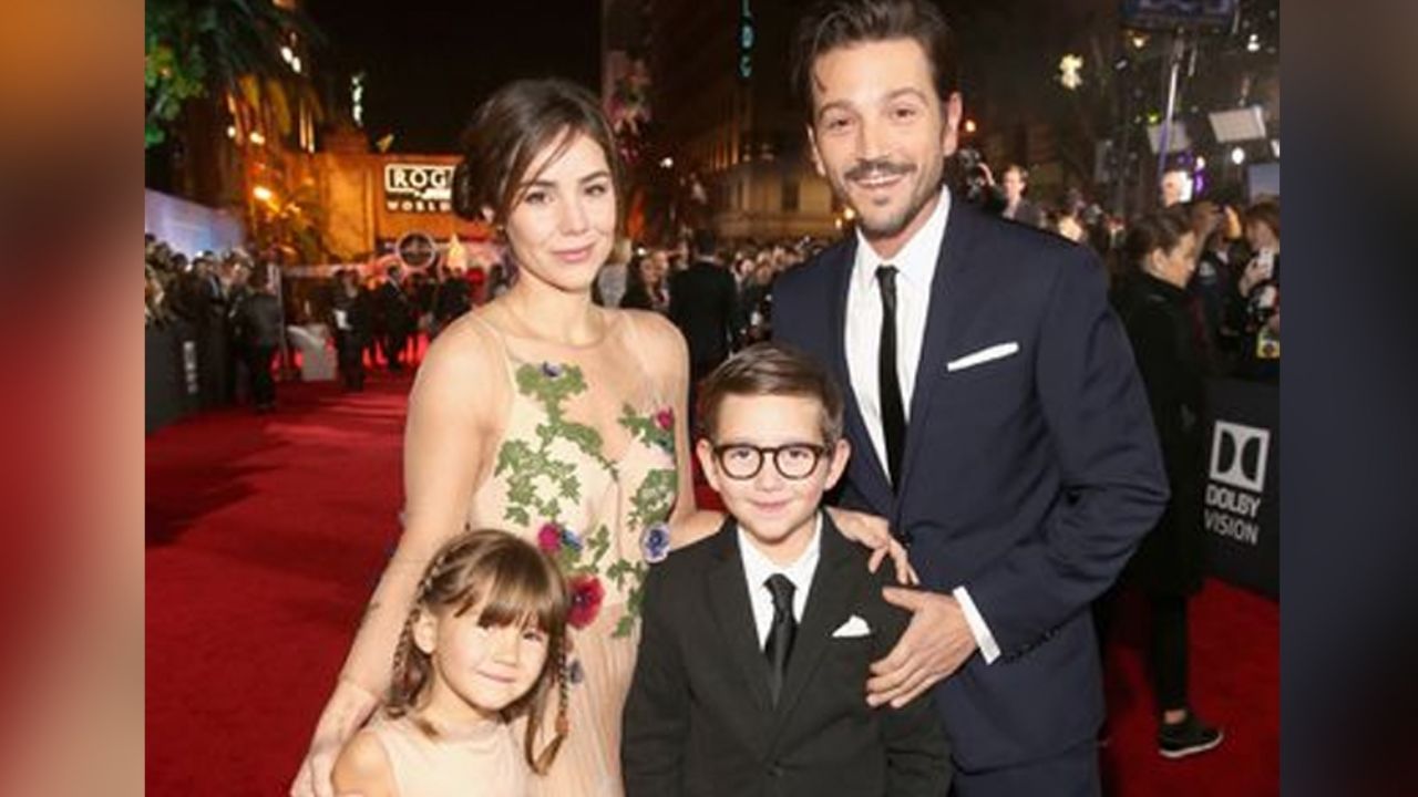 Camila Sodi y su mensaje para Diego Luna en el Día del Padre: “Te amamos mucho”