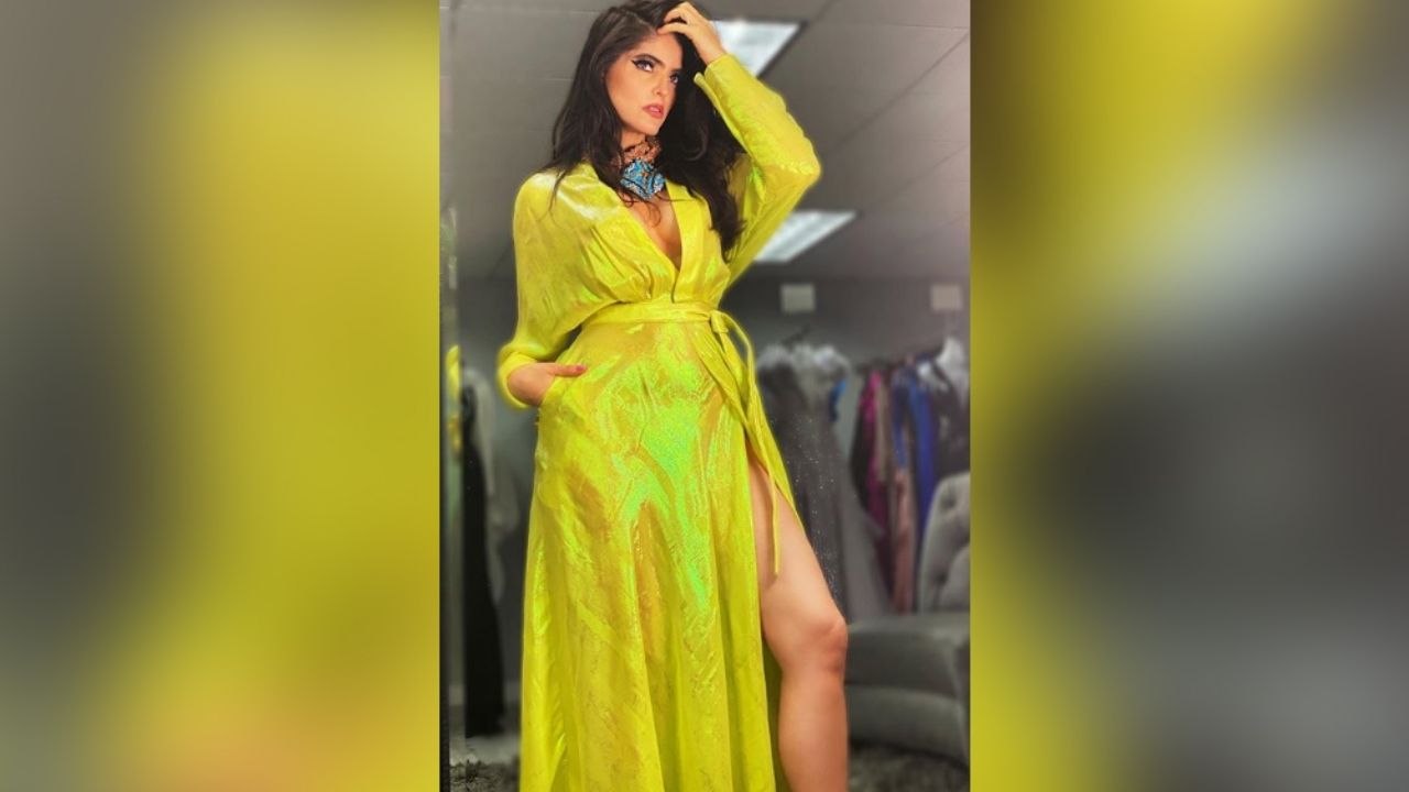 Ana Bárbara calienta todo Instagram con sensual baile en ajustado vestido