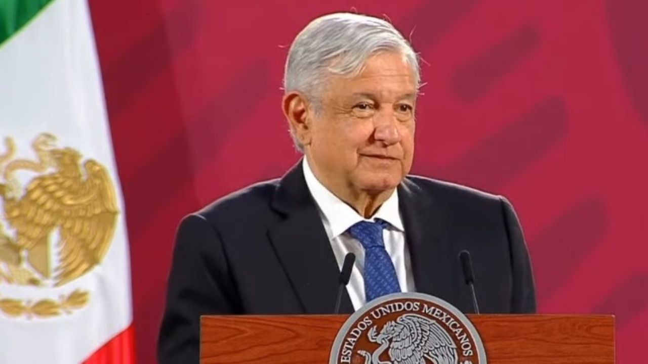 Empresas falsas se enfrentarán a denuncias penales, informó AMLO