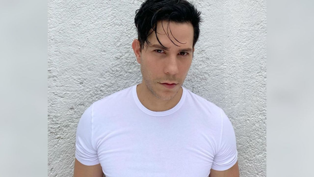 “Parece operado”: Christian Chávez por presumir sus ‘cuadritos’ en Instagram