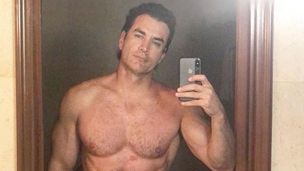 David Zepeda demuestra que conserva la misma musculatura de hace 13 años