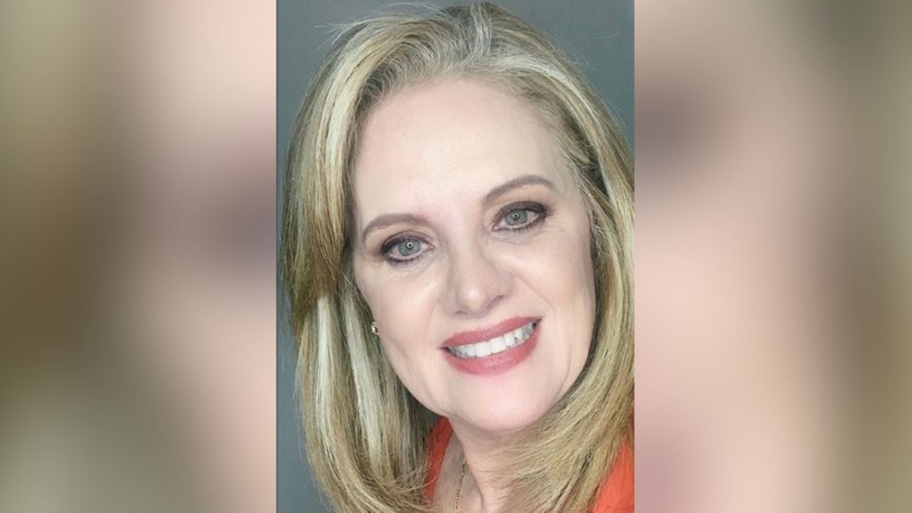 Érika Buenfil causa furor en Instagram con sensual baile al ritmo de salsa