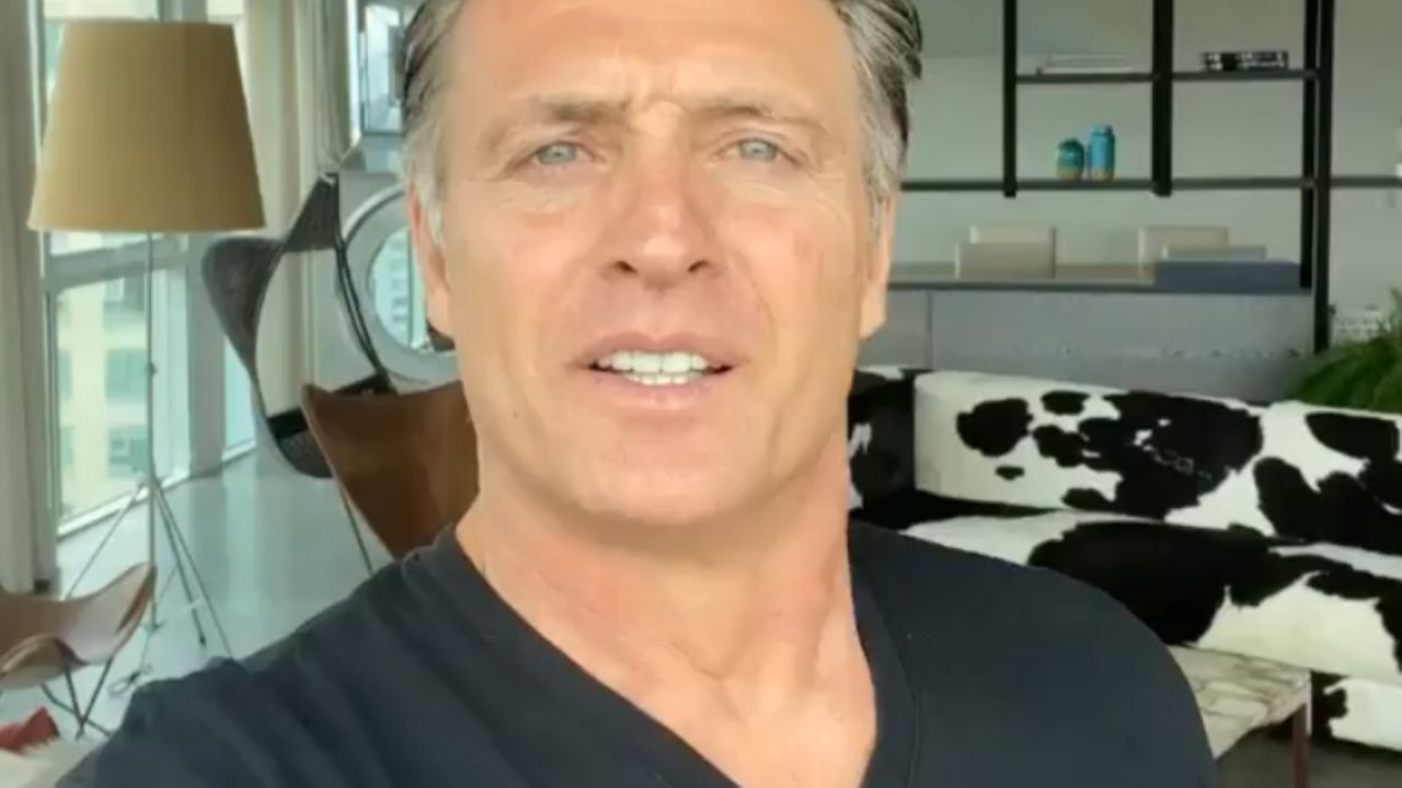 Galán de Televisa muestra la sacudida en su casa por el sismo y lanza mensaje al Gobierno