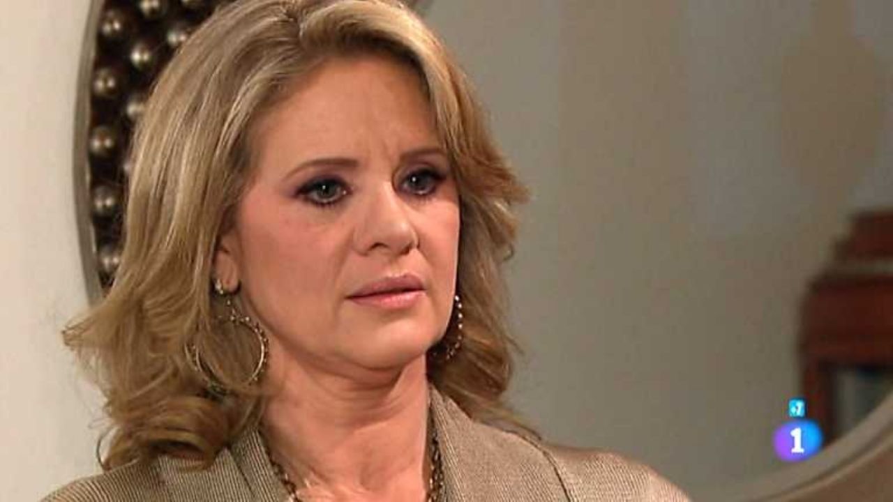 Érika Buenfil hace en vivo sin gota de maquillaje y desata polémica: “Qué horror, qué fea”