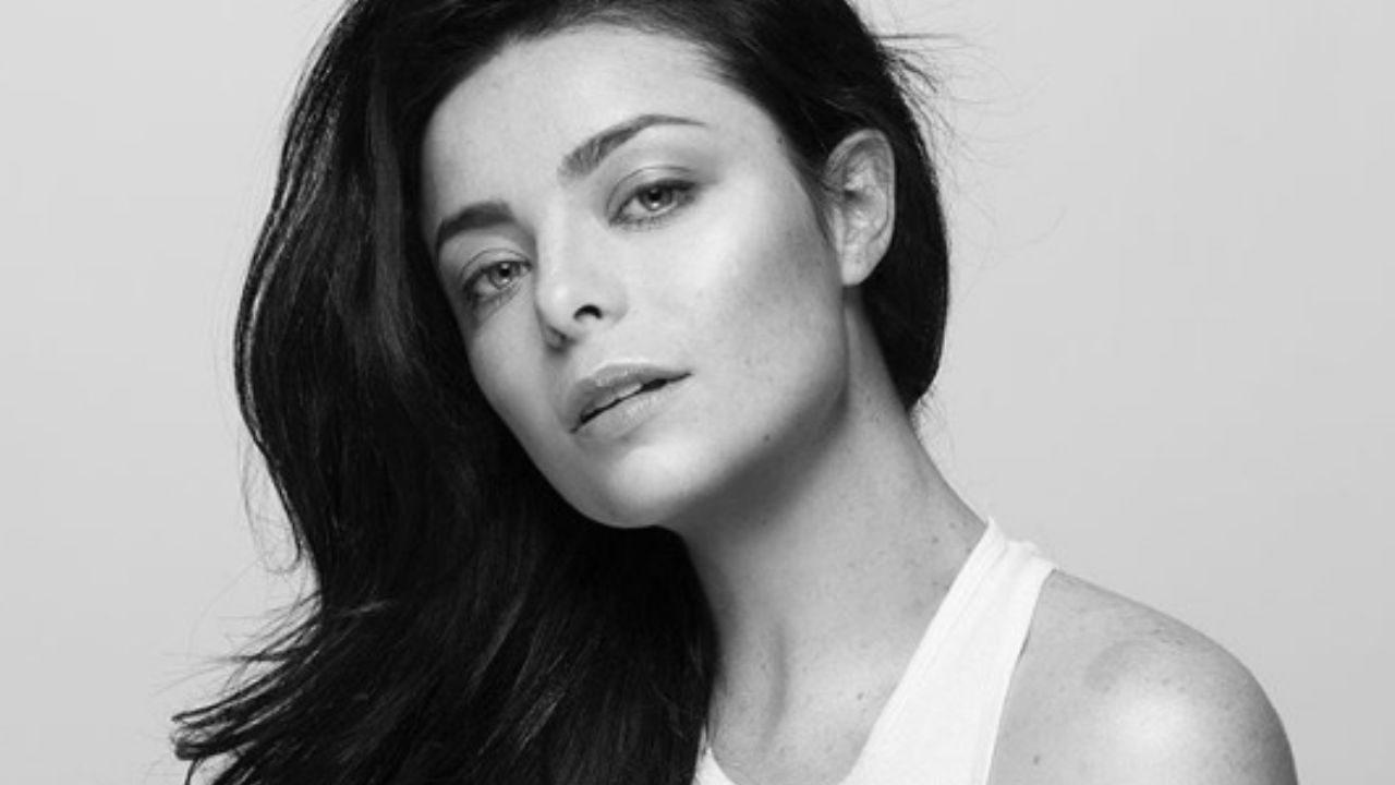 Violeta Isfel se defiende de acusaciones tras mostrar cómo prepara su comida para vender