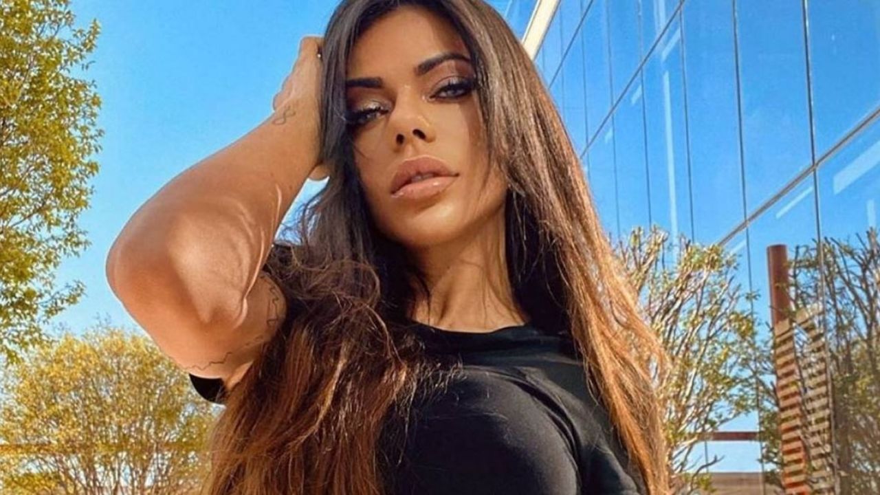 Suzy Cortez hipnotiza a millones de fans al posar en esta fotografía de Instagram