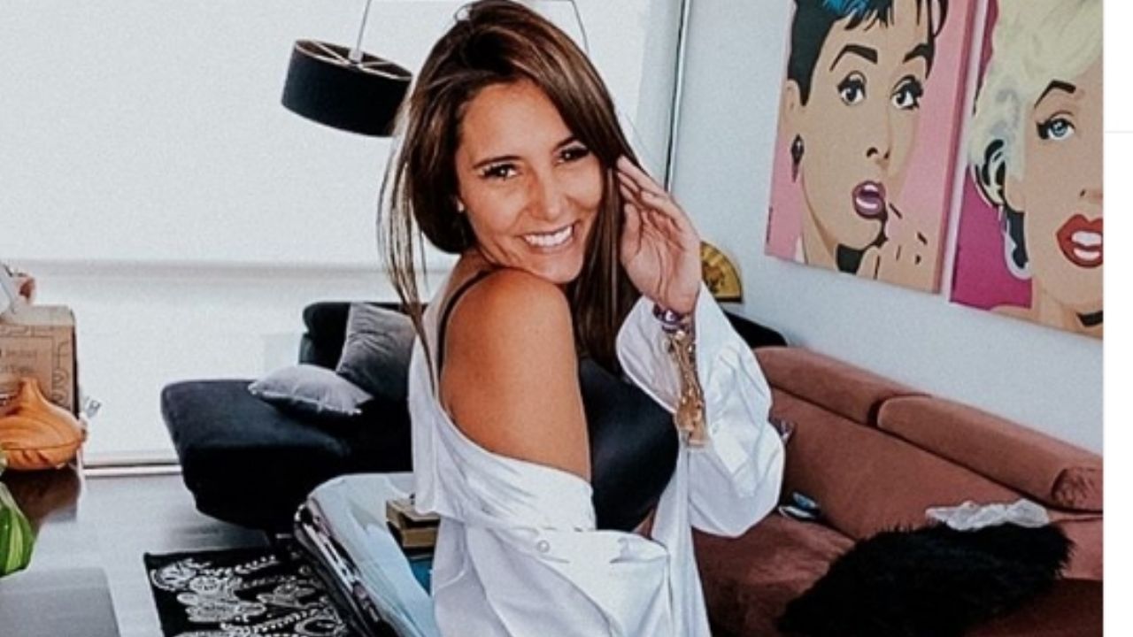 Bárbara Islas reta la censura de Instagram y lo enseña todo en descarado bikini